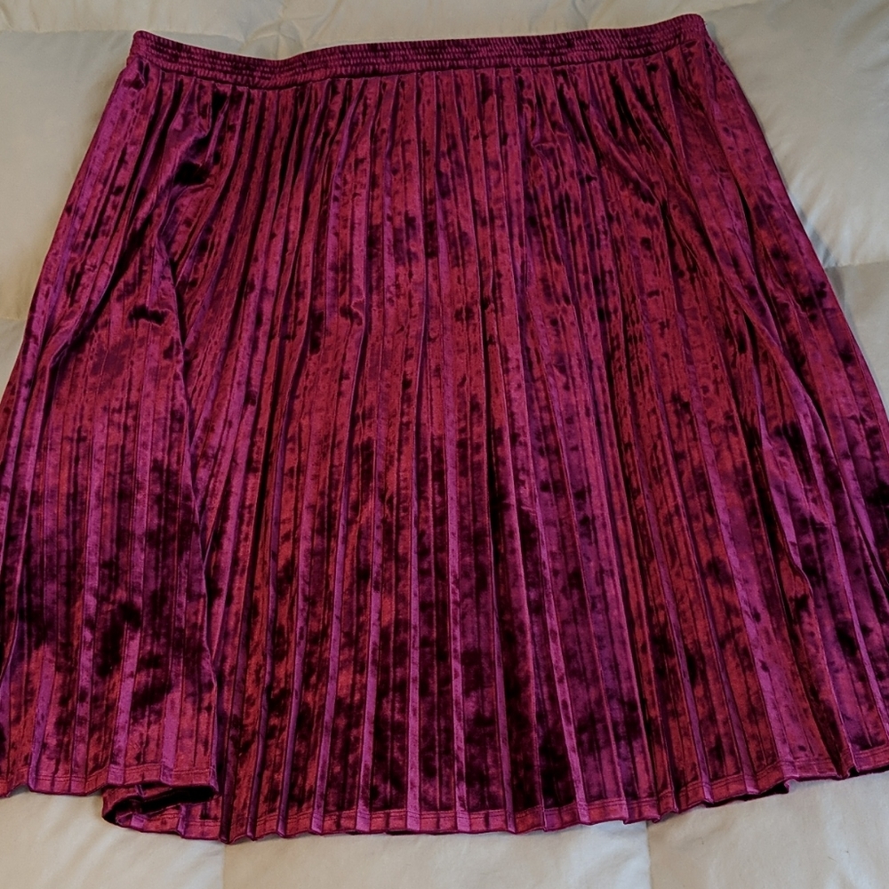 Hot pink velvet pleated skirt
